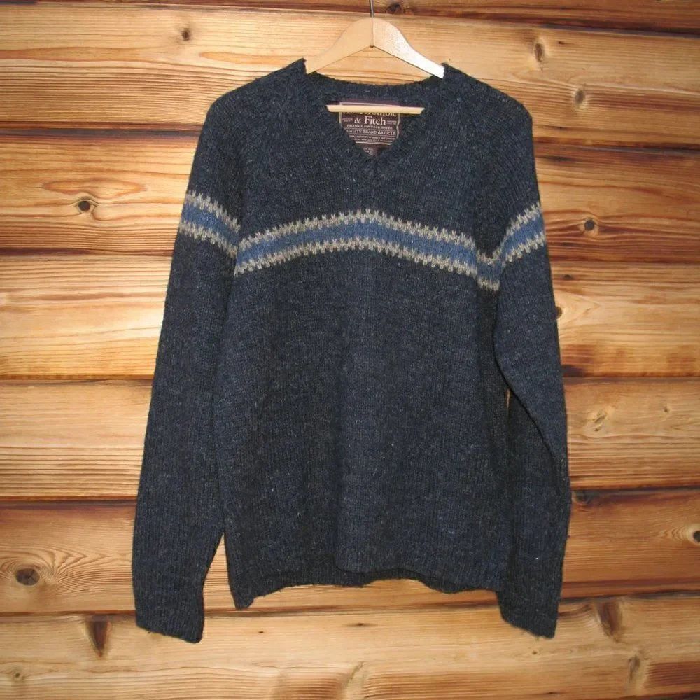 Vintage Y2K Abercrombie & Fitch 100% Wool Pullover V Neck Sweater